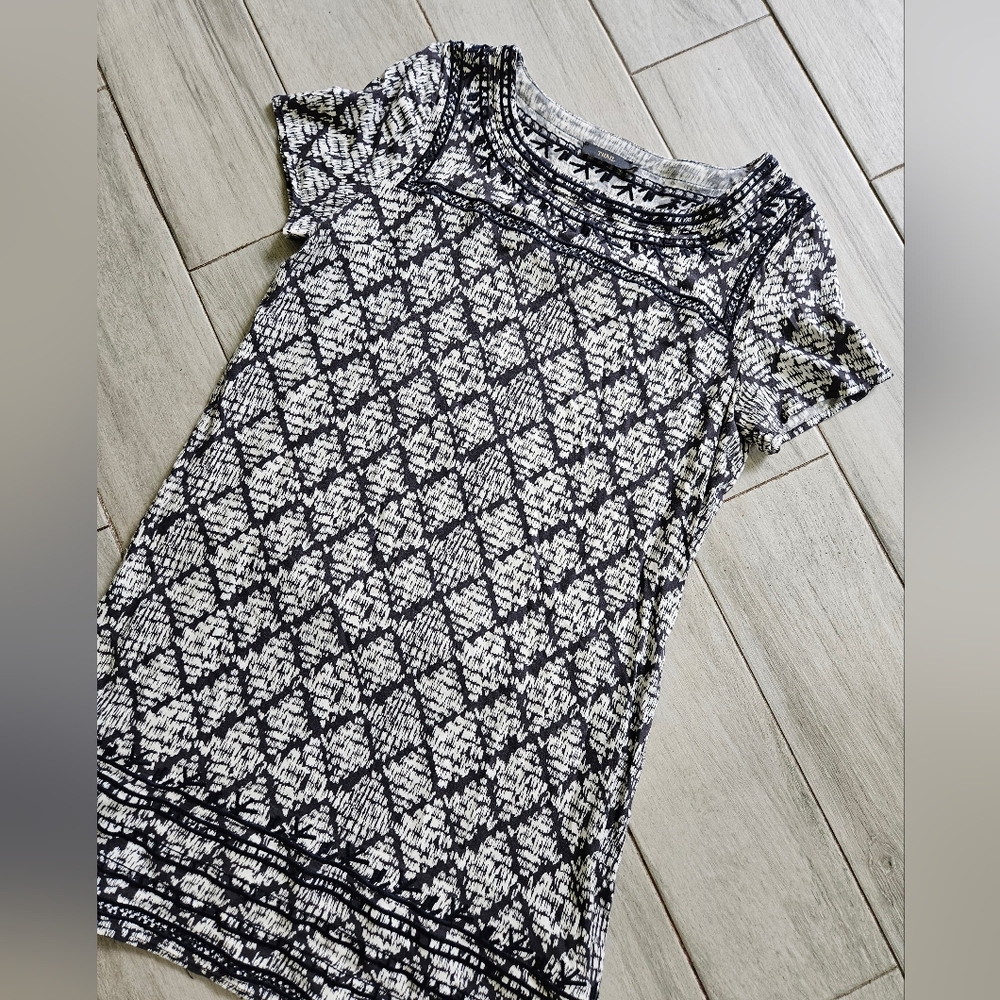⭐️4/$10-Navy and White Patterned Women's Dress